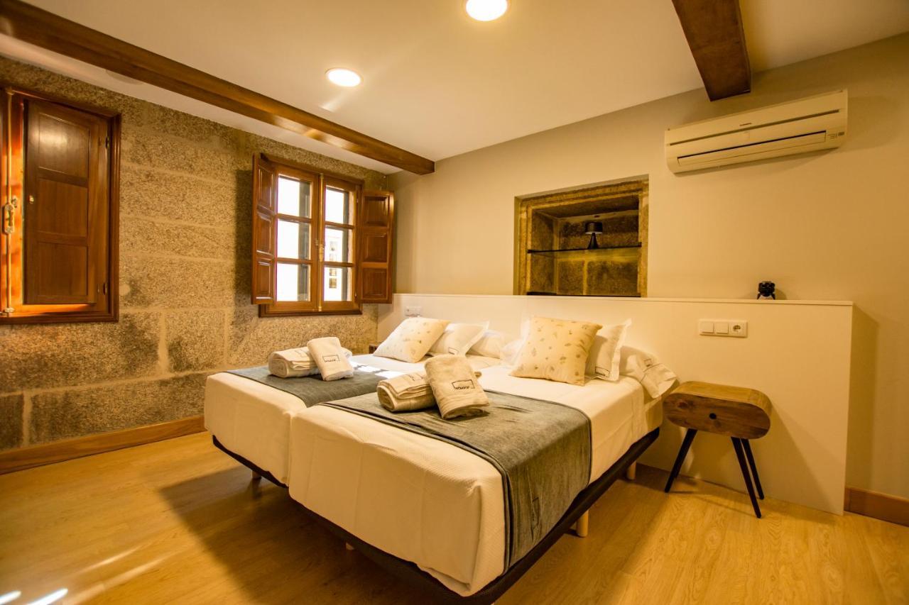 Hostal Nomade Santiago 圣地亚哥－德孔波斯特拉 外观 照片