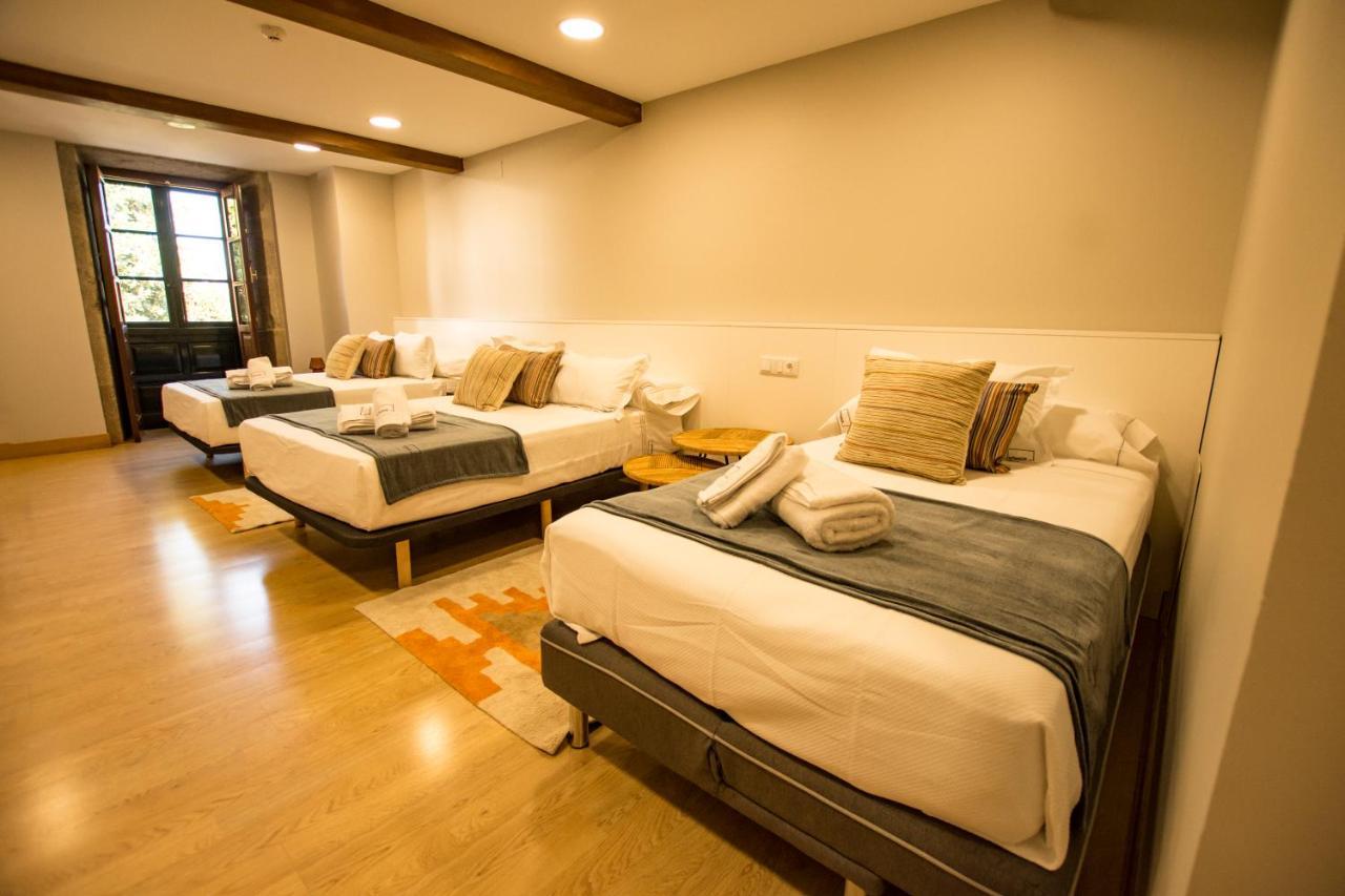Hostal Nomade Santiago 圣地亚哥－德孔波斯特拉 外观 照片