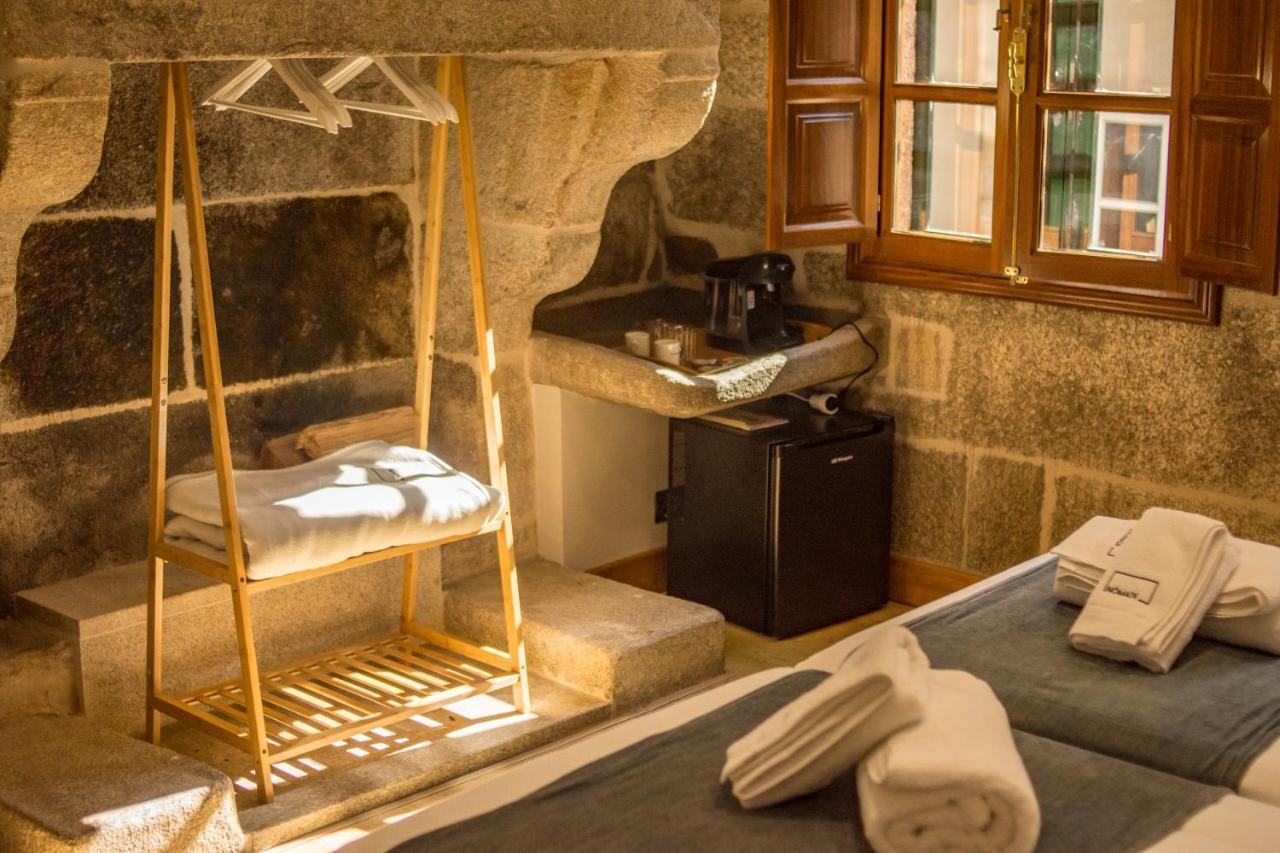Hostal Nomade Santiago 圣地亚哥－德孔波斯特拉 外观 照片